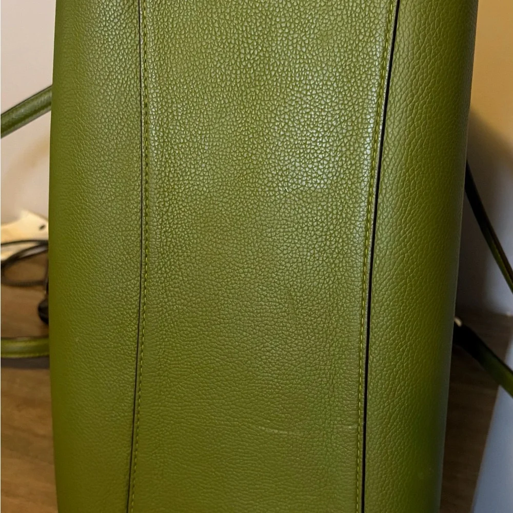 Kate Spade Forest Green Leather Tote - Picture 5 of 13